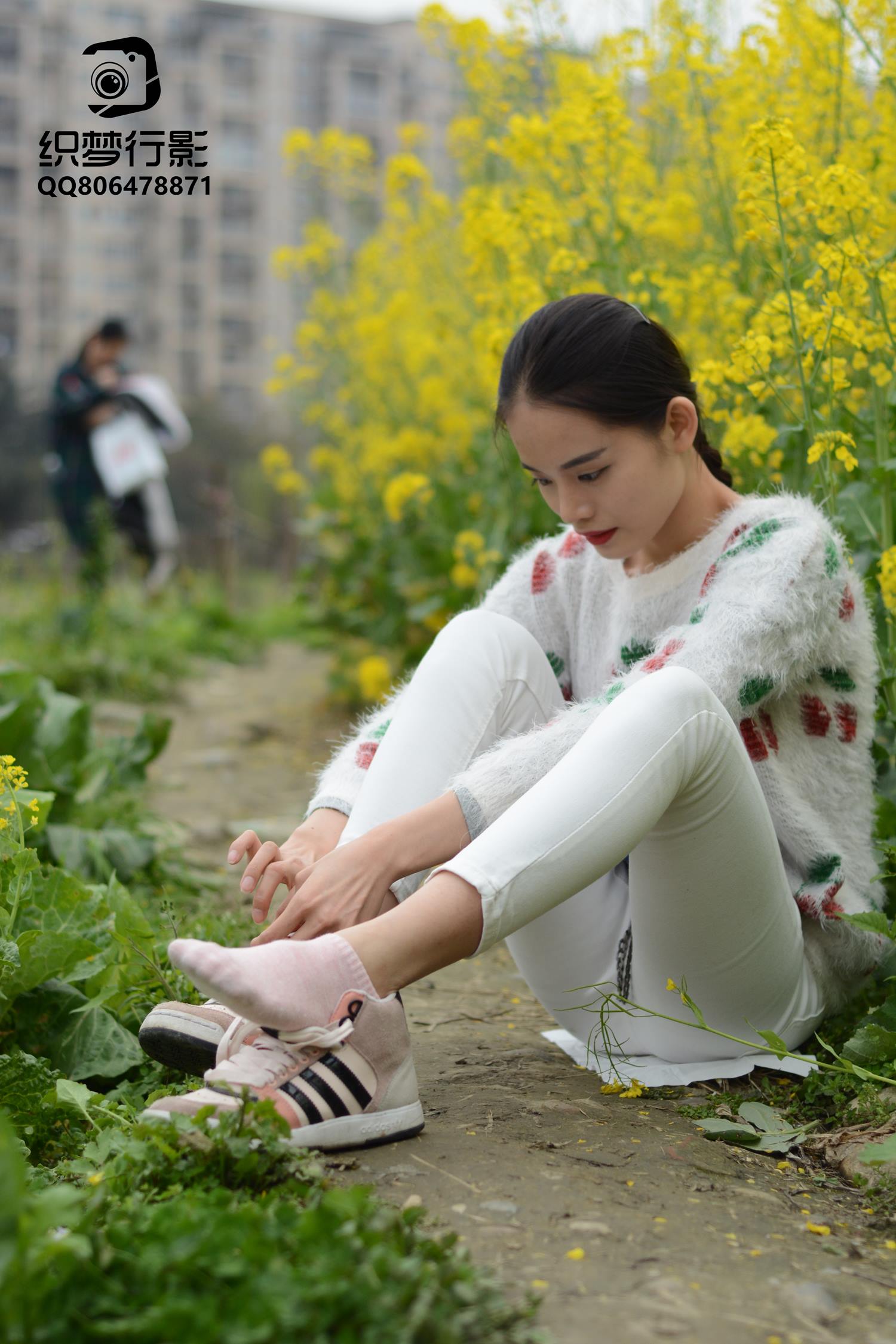 图片[3]-[织梦映像]NO.098 油菜花田里的棉袜 [199P/1.13G]-美图