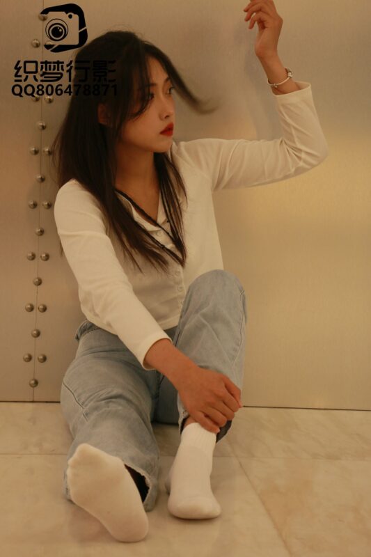 [织梦映像]NO.067 元气少女-醉卧商场君莫笑[266P/3V/8.42GB]-美图